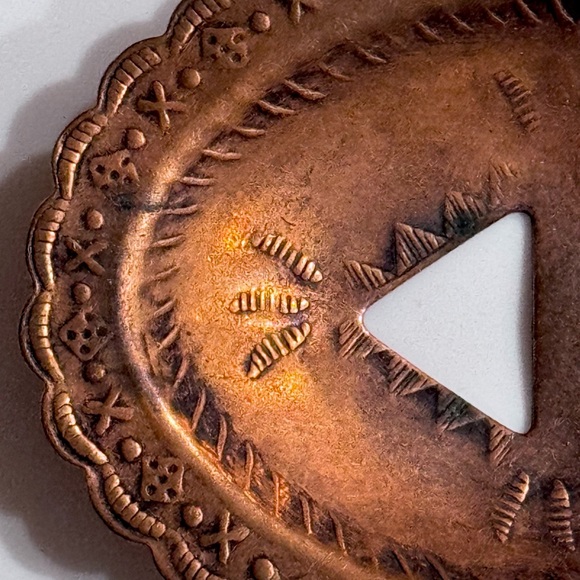 SALE Vintage 7 qty Navajo Hand Stamped Copper Belt Conchos - Picture 7 of 8